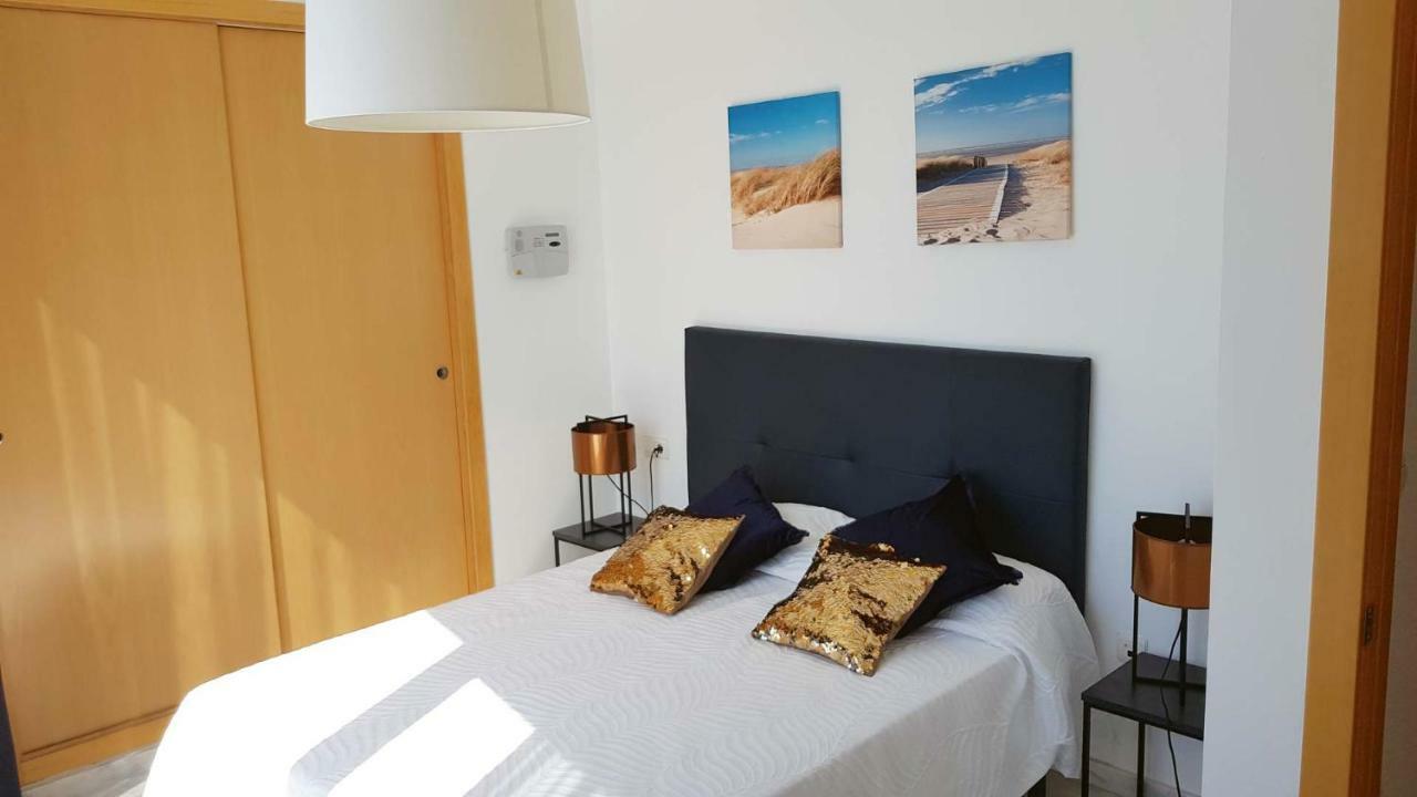 Deluxe Penthouse On The 42Nd Floor With Amazing Sea Views Apartment Бенидорм Екстериор снимка