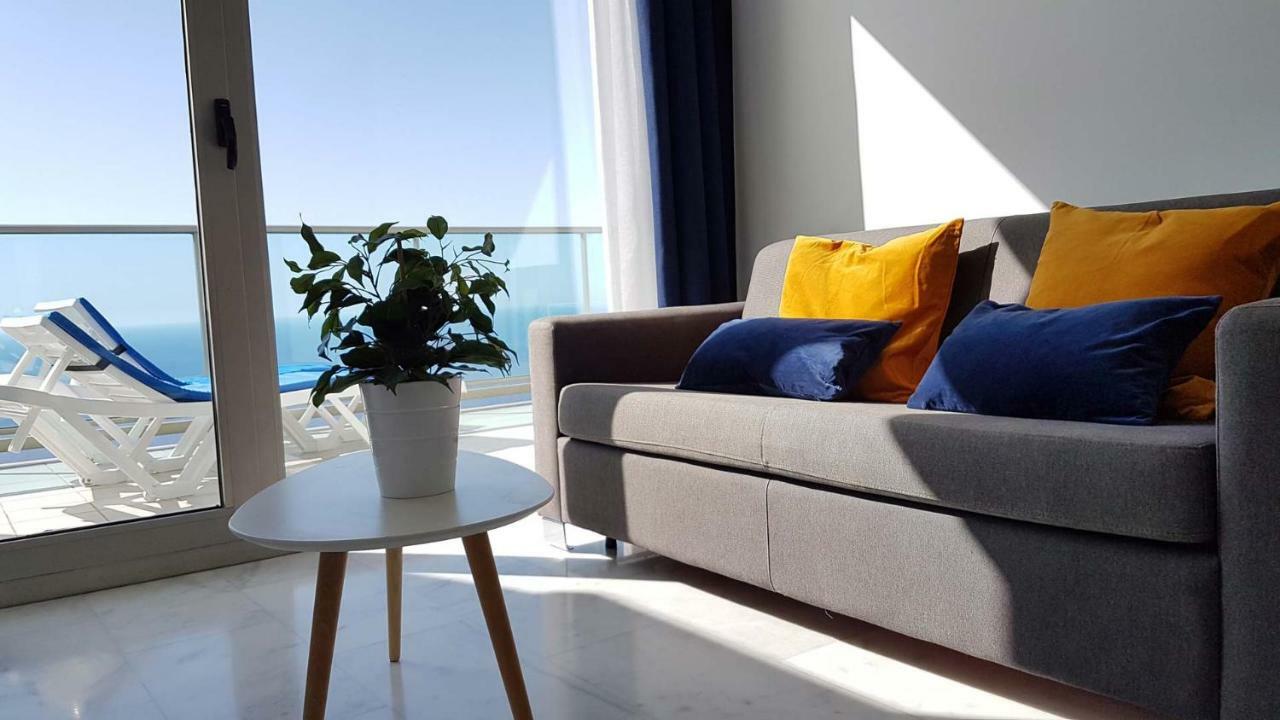 Deluxe Penthouse On The 42Nd Floor With Amazing Sea Views Apartment Бенидорм Екстериор снимка